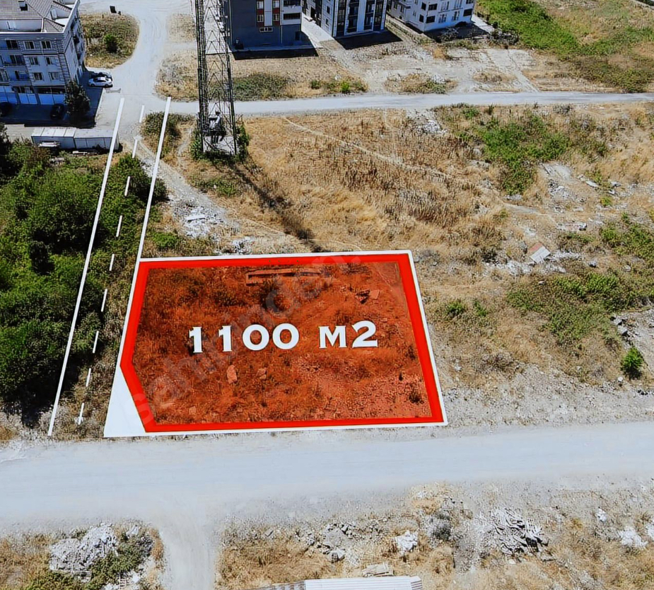 ALPER ATALA GAYRİMENKUL SAKARYA/HENDEK YENİ MH. D100 YAKINI SATILIK 1100 M2 ARSA