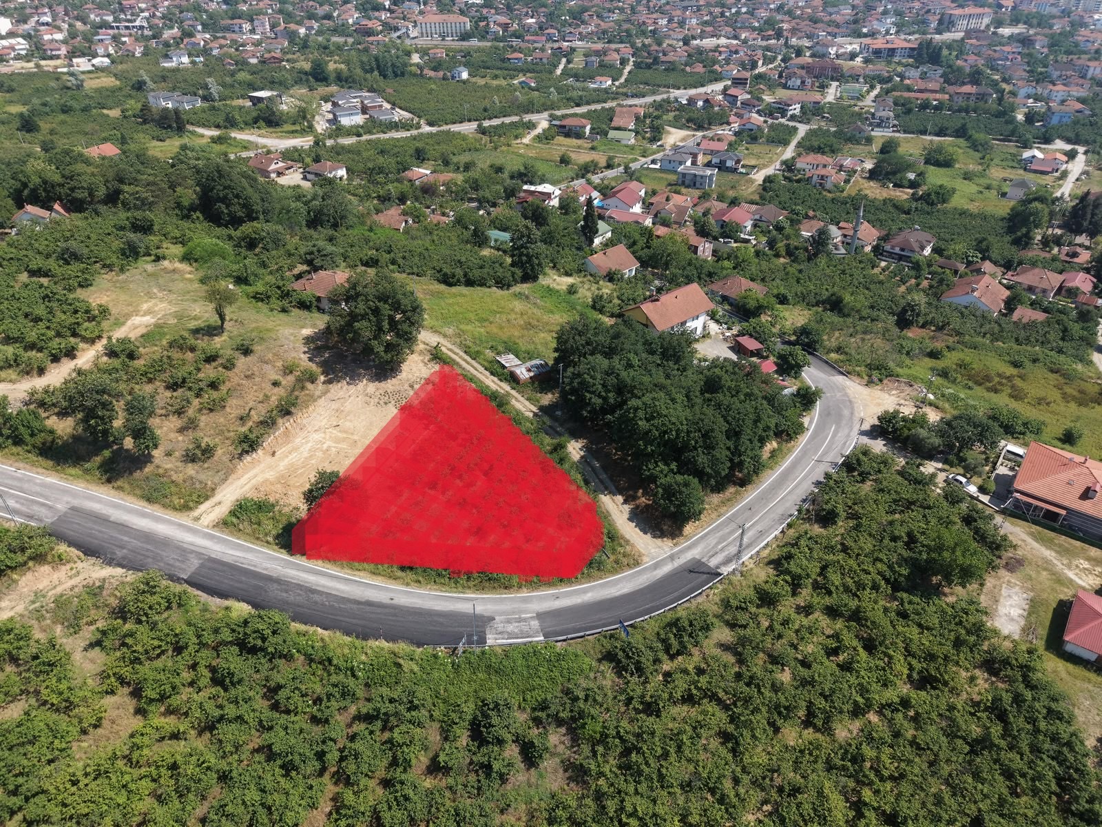 ALPER ATALA GAYRİMENKUL BAYRAKTEPE MAH. 648 M2 SATILIK PARSEL